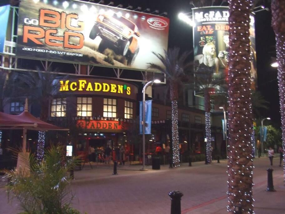 4 Bedroom Home-Casino-State Farm Stadium Only 2 Miles 글렌데일 외부 사진